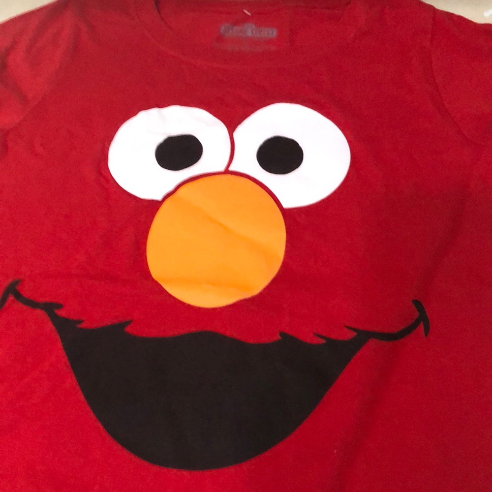 T-shirt Elmo womens new size XL 50% cotton polyester cap sleeves Sesame Street